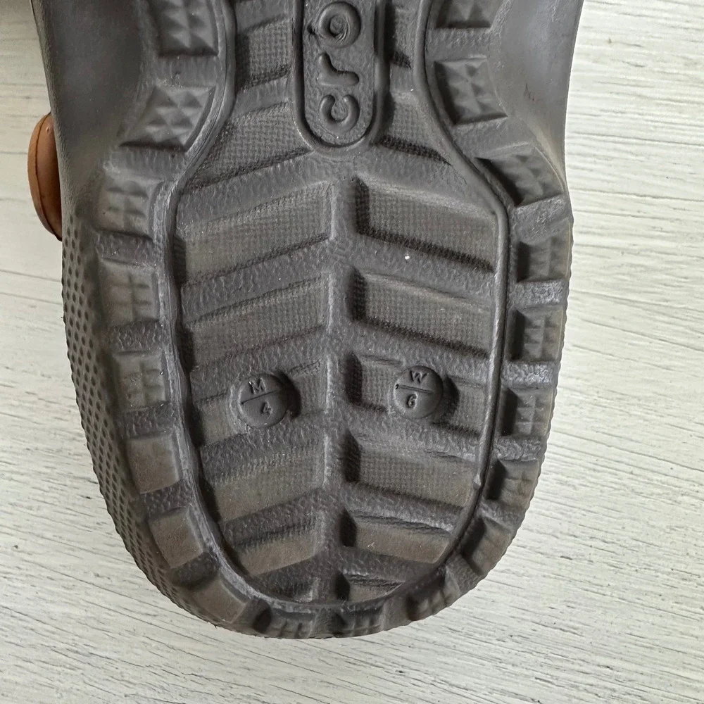 Crocs‎ x Star Wars Chewbacca Fuzz Lined Clogs Brown Men 4 Women 6 Jibbitz Charms